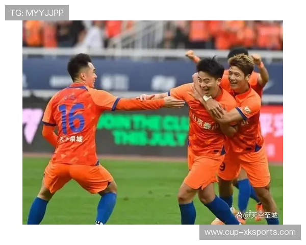 河南队多次推进极具威胁，场面逐渐倾斜